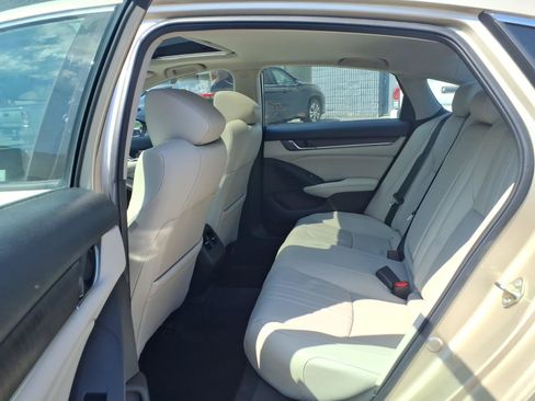 Used 2020 Honda Accord EX-L image 11