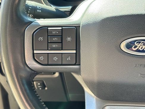 Used 2022 Ford F150 Lariat w/ Trailer Tow Package AWD/4WD image 18