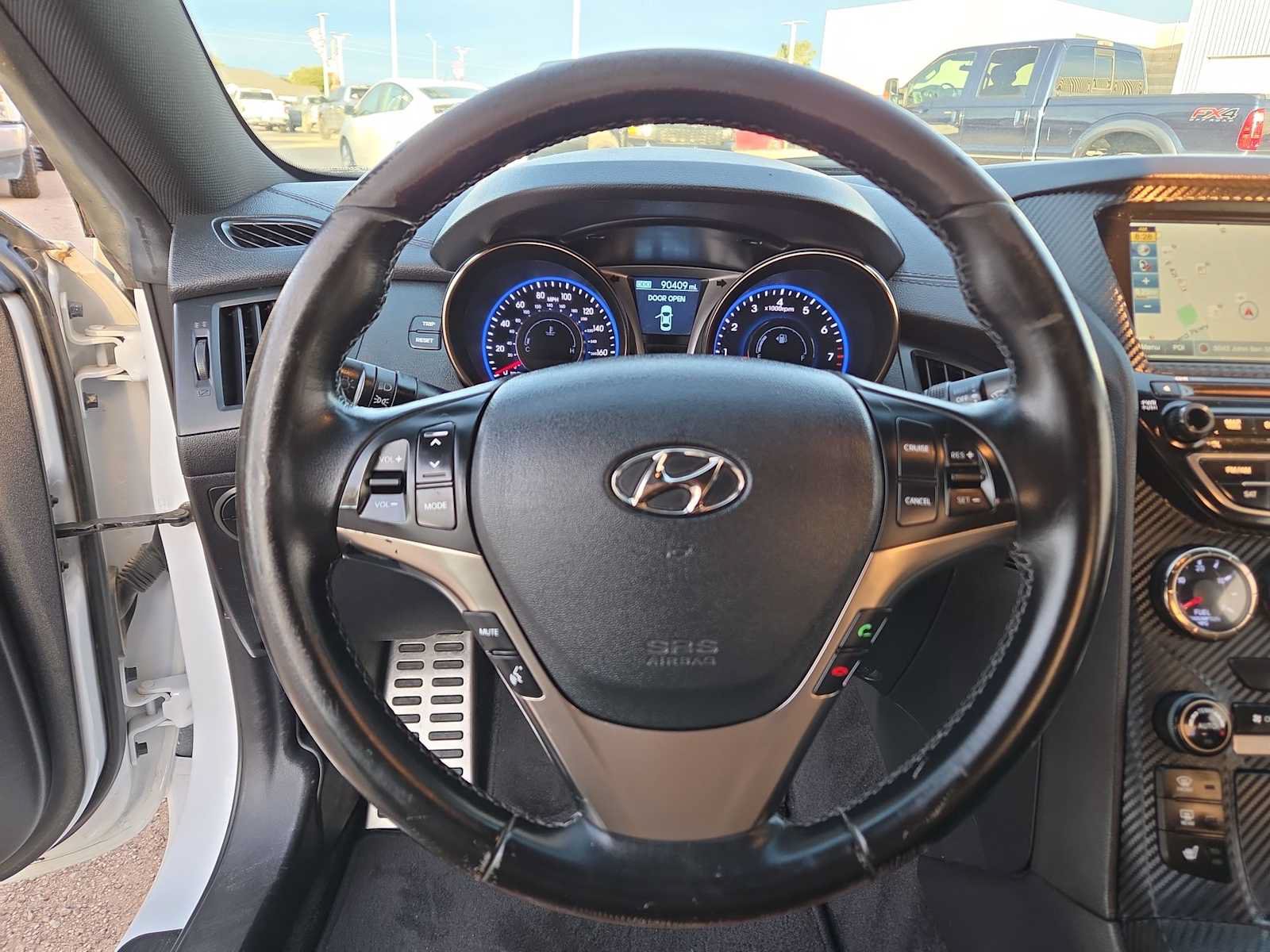 Used 2015 Hyundai Genesis 3.8 RWD image 19