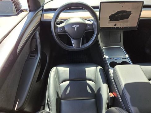 Used 2024 Tesla Model Y Long Range image 12