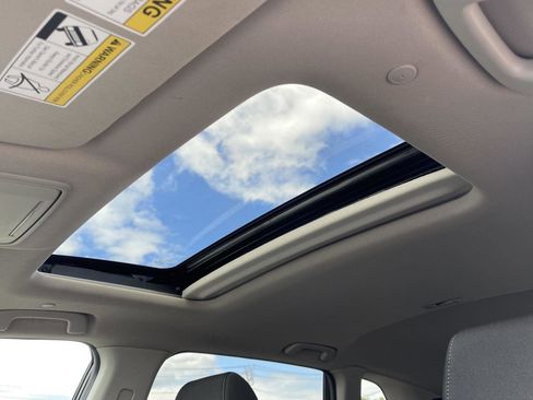 Used 2023 Honda CR-V EX image 13