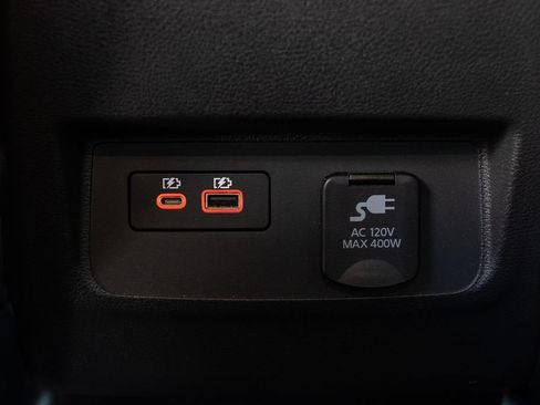 Used 2023 Nissan Frontier PRO-4X w/ Pro-4X Premium Package AWD/4WD image 10