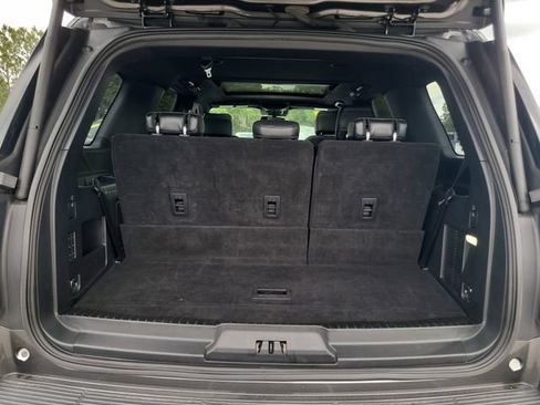 Used 2020 Ford Expedition Limited w/ Equipment Group 301A AWD/4WD image 11