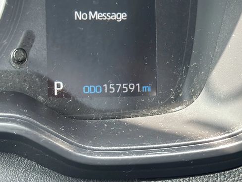 Used 2020 Toyota Corolla LE FWD image 17