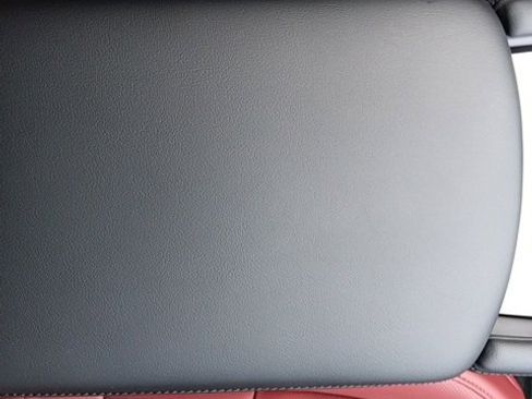 Certified 2025 MAZDA MAZDA3 Hatchback w/Premium Plus Pkg image 39