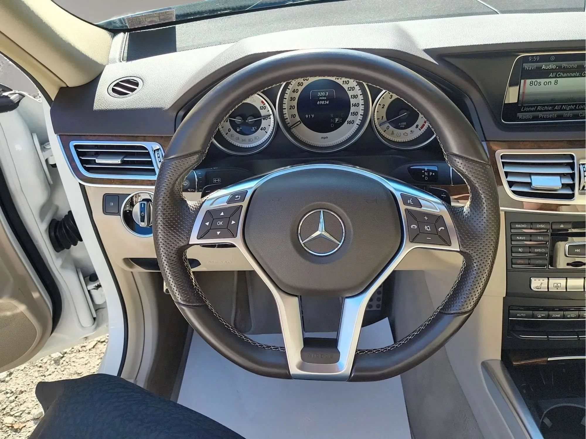 Used 2015 Mercedes-Benz E 350 4MATIC Sedan image 34
