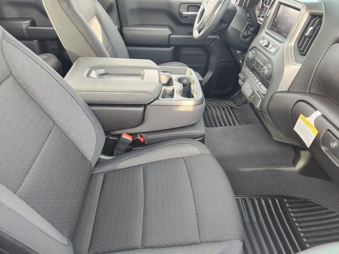 New 2026 Chevrolet Silverado 2500 Custom w/ Custom Convenience Package image 10