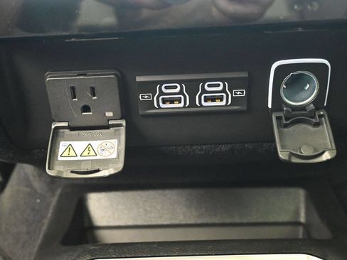 New 2026 Jeep Grand Wagoneer Summit AWD/4WD image 35