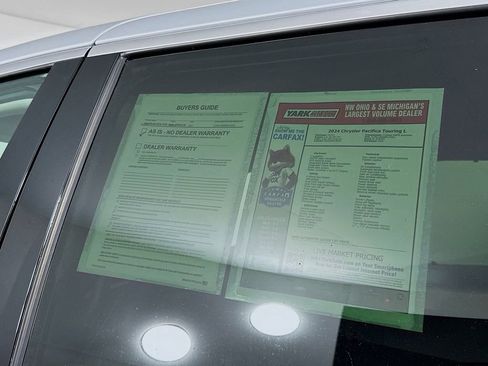Certified 2024 Chrysler Pacifica Touring-L image 15