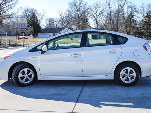 Used 2015 Toyota Prius Two image 4