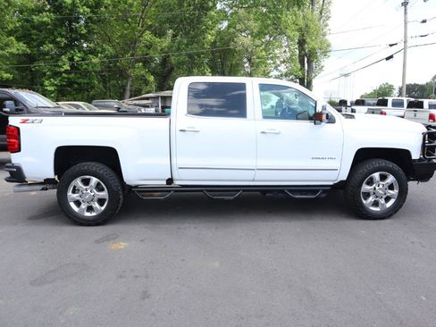 Used 2018 Chevrolet Silverado 2500 LTZ w/ Duramax Plus Package image 4