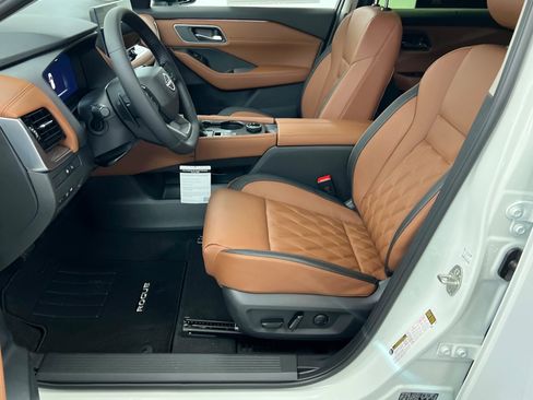 New 2026 Nissan Rogue Platinum w/ Platinum Premium Package image 17