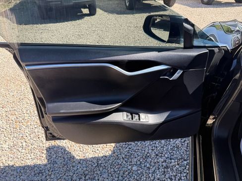Used 2013 Tesla Model S RWD image 30