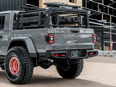 Used 2021 Jeep Gladiator Rubicon AWD/4WD image 15