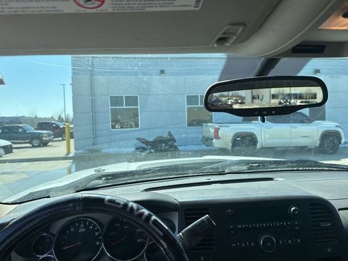 Used 2012 GMC Sierra 2500 SLE w/ SLE Preferred Package image 13