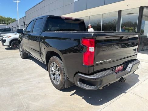 Used 2021 Chevrolet Silverado 1500 RST AWD/4WD image 3