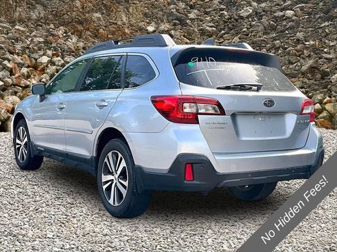 Used 2018 Subaru Outback 2.5i Limited AWD/4WD image 10