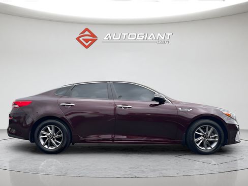 Used 2020 Kia Optima LX FWD image 9