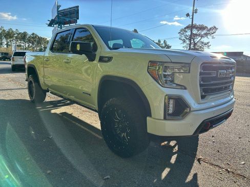 Used 2020 GMC Sierra 1500 AT4 w/ AT4 Premium Package image 6