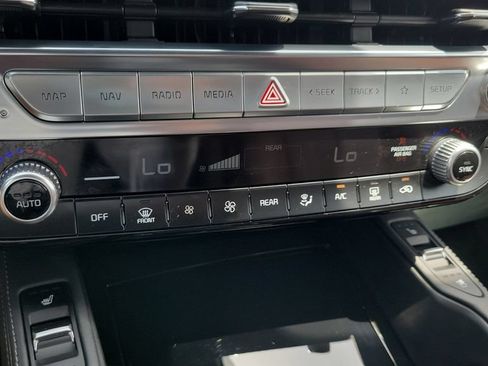 Used 2023 Kia Telluride SX FWD image 15