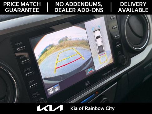 Used 2021 Toyota Tacoma Limited image 29