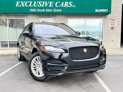 Used 2017 Jaguar F-PACE Prestige image 1