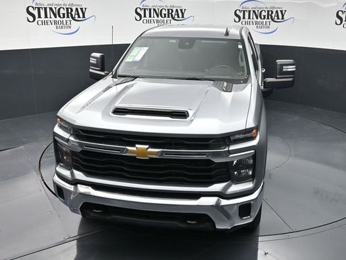 Used 2024 Chevrolet Silverado 3500 LT image 10