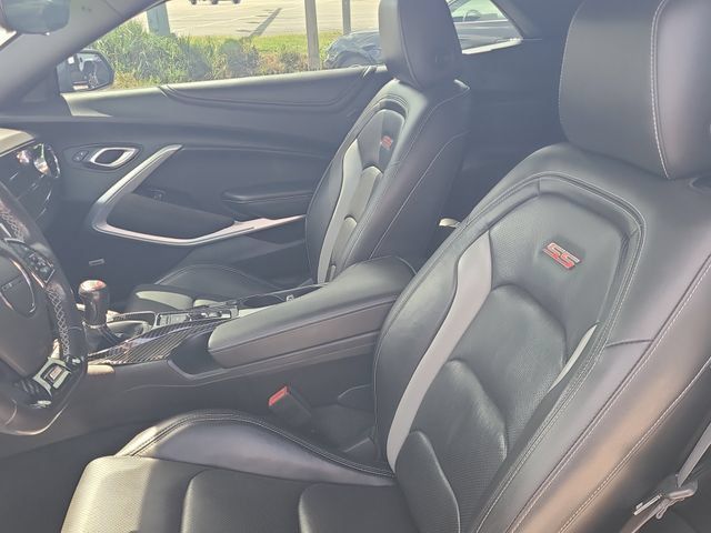 Used 2023 Chevrolet Camaro SS RWD image 15