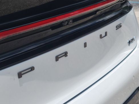 Used 2024 Toyota Prius Limited image 11