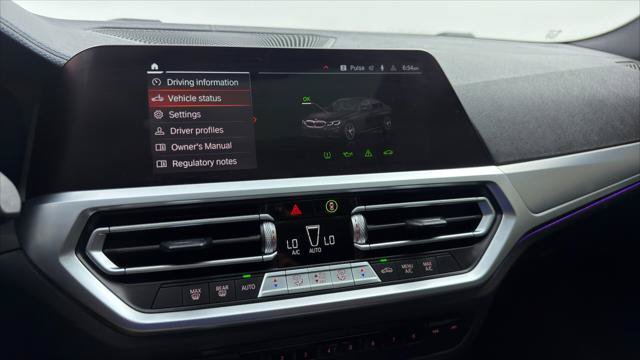 Used 2021 BMW 330i Sedan w/ M Sport Package RWD image 39