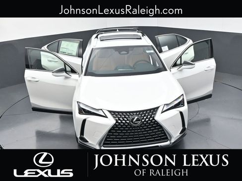 New 2025 Lexus UX 300h FWD image 34