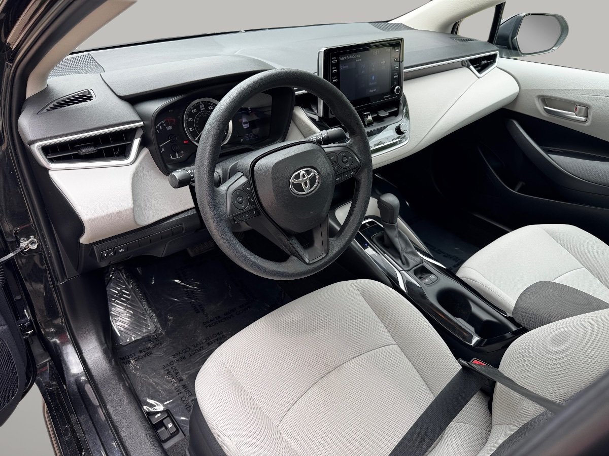 Used 2021 Toyota Corolla LE w/ LE Premium Package FWD image 15