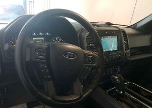 Used 2018 Ford F150 XLT w/ Equipment Group 302A Luxury AWD/4WD image 3