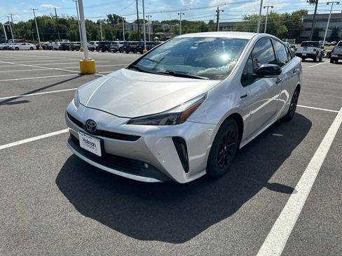 Used 2022 Toyota Prius AWD image 9