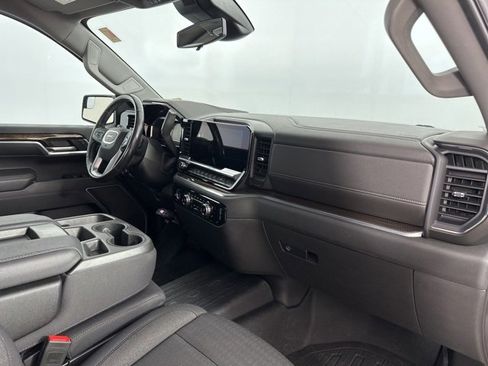 Used 2022 GMC Sierra 1500 Elevation image 25