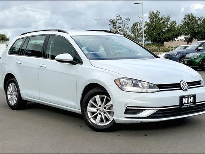 Used 2019 Volkswagen Golf SE