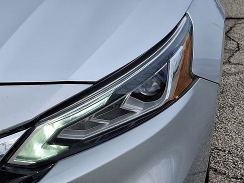 Used 2019 Nissan Altima 2.5 SR image 11