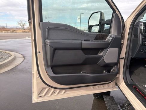 New 2026 Ford F250 Lariat w/ Black Appearance Package AWD/4WD image 41