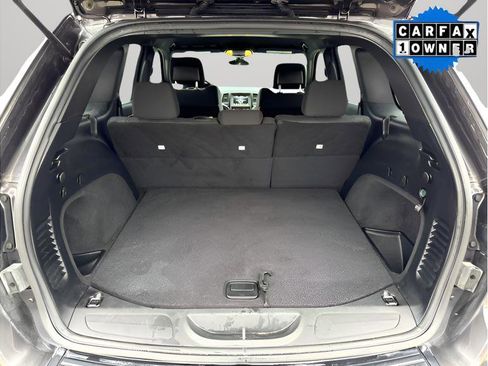 Used 2020 Jeep Grand Cherokee Laredo image 8