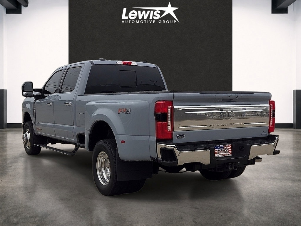 Used 2025 Ford F350 King Ranch w/ Chrome Package AWD/4WD image 3