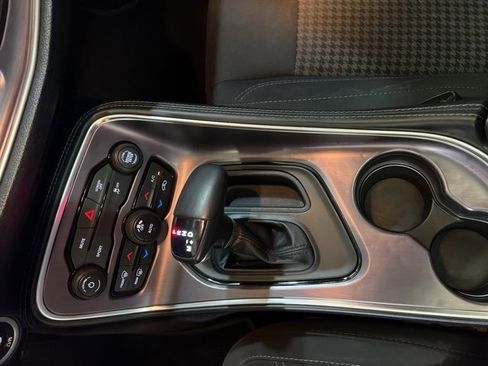 Used 2018 Dodge Challenger R/T image 18