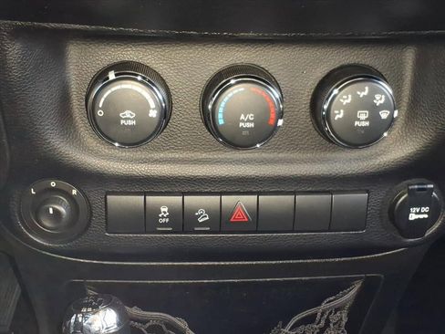 Used 2014 Jeep Wrangler Unlimited Sport image 18