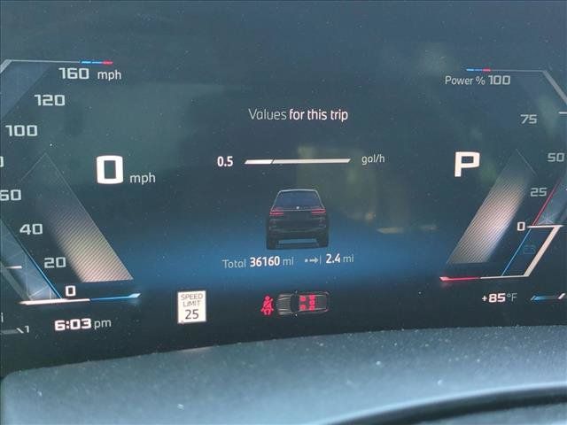 Used 2025 BMW X7 M60i w/ Climate Comfort Package AWD/4WD image 11