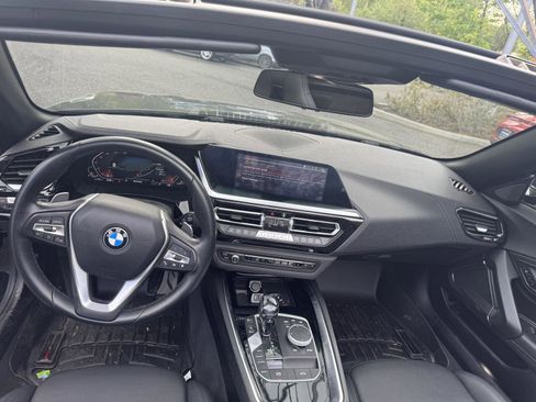 Used 2020 BMW Z4 sDrive30i w/ Driving Assistance Package RWD image 11