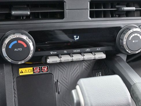 Used 2024 Toyota Tacoma SR5 image 21