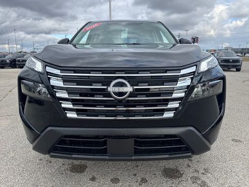 New 2026 Nissan Rogue SV image 8