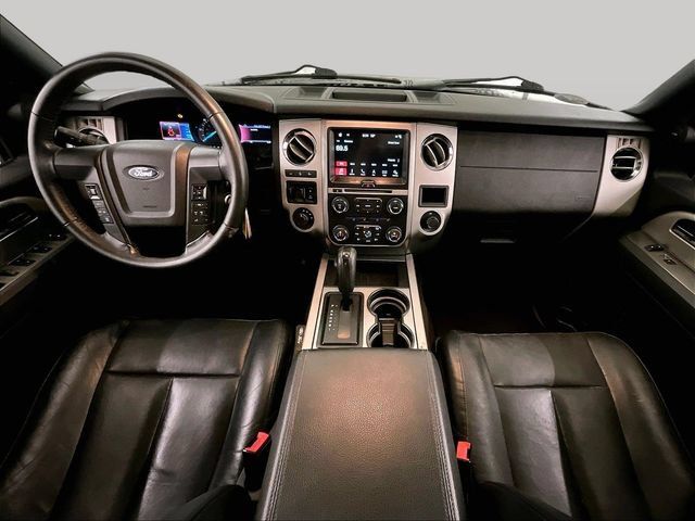 Used 2016 Ford Expedition XLT w/ Equipment Group 202A AWD/4WD image 15