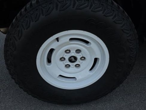 Used 2023 Ford Bronco Heritage Edition image 7