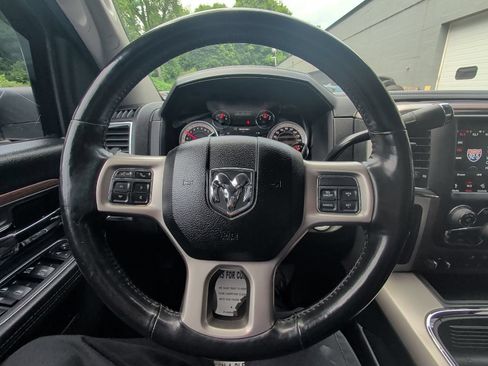 Used 2018 RAM 2500 Laramie w/ Convenience Group AWD/4WD image 19