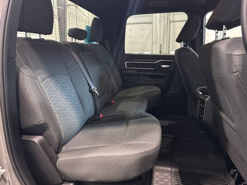 Used 2025 RAM 2500 Big Horn AWD/4WD image 34